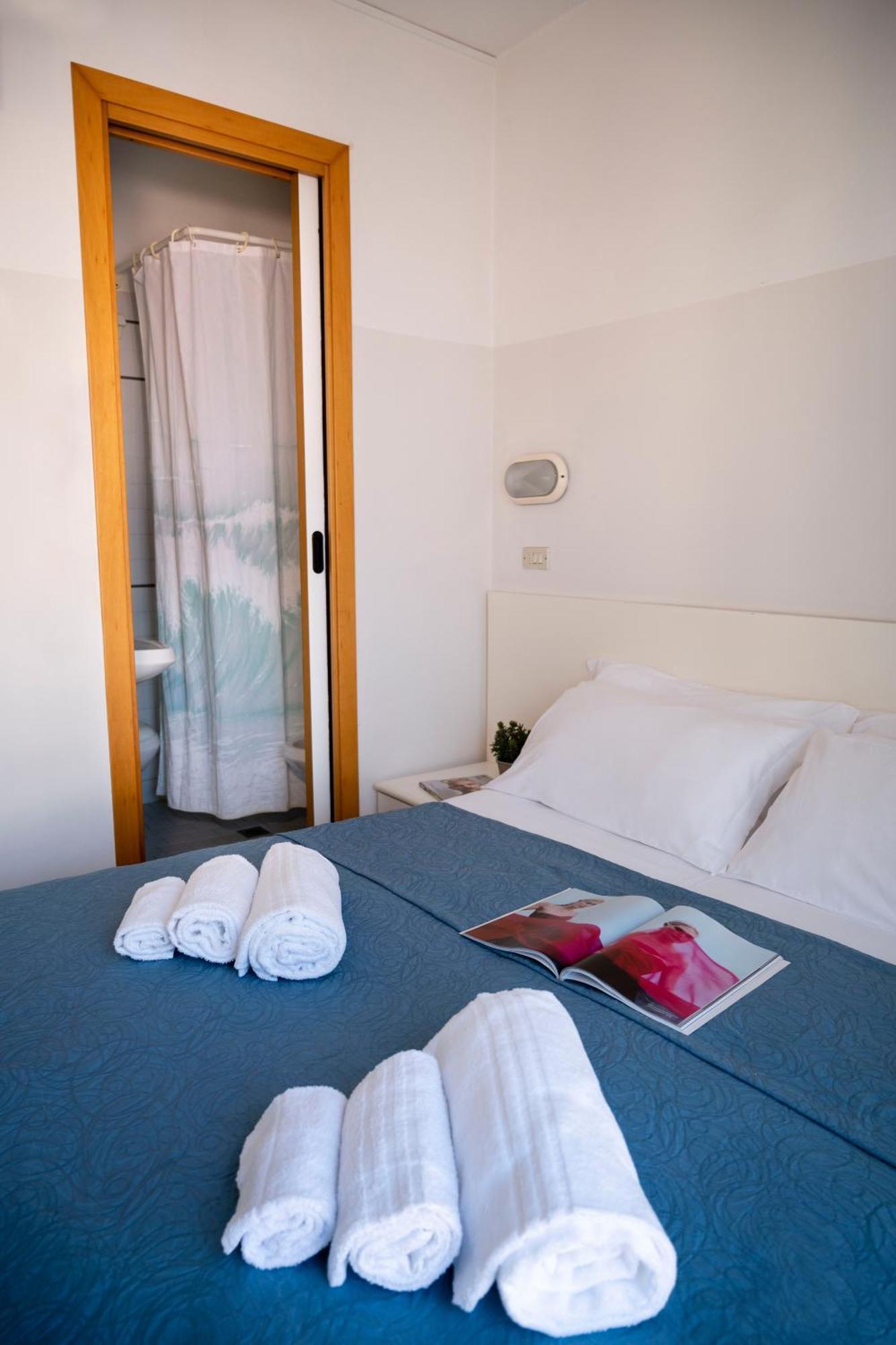 Hotel Selene - Vista Mare Riccione Phòng bức ảnh