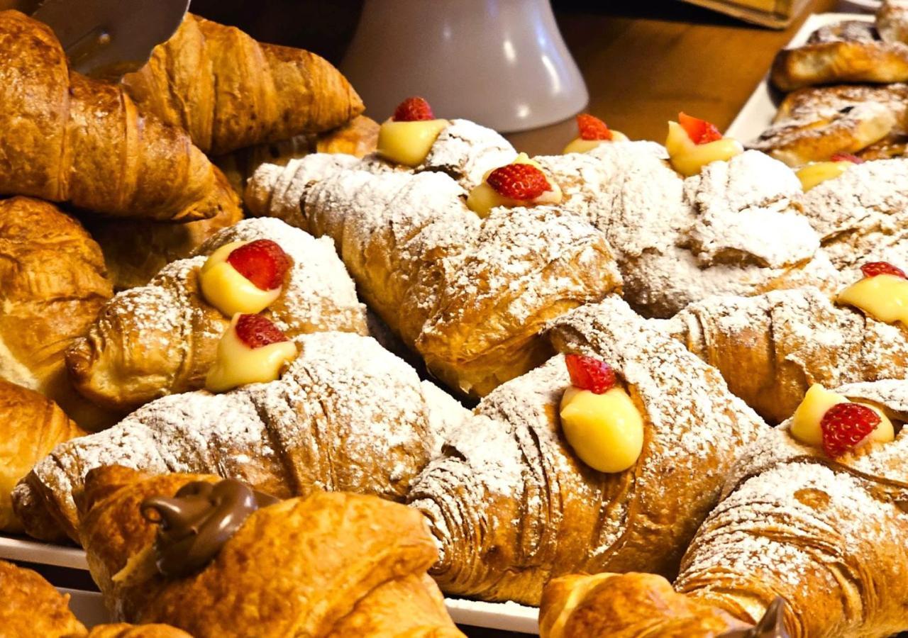 Hotel Selene - Vista Mare Riccione Ngoại thất bức ảnh