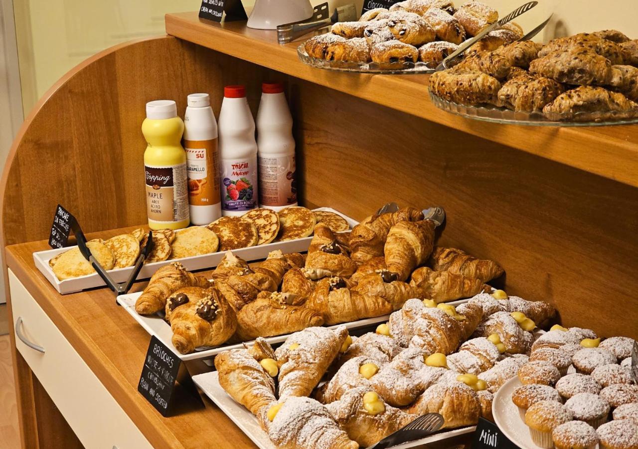Hotel Selene - Vista Mare Riccione Ngoại thất bức ảnh